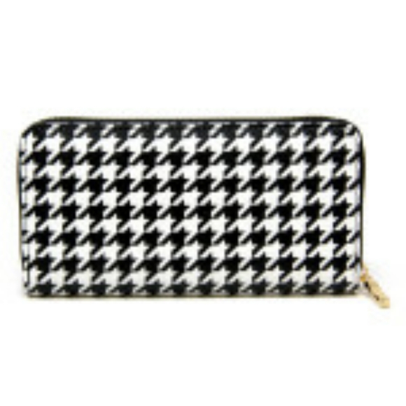 Handbags - Houndstooth Wallet NWT
